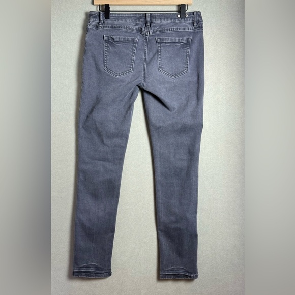 Cabi Women’s Slim Boyfriend Mid-Rise Gray Jeans size 4 Style#3191 - Picture 7 of 13